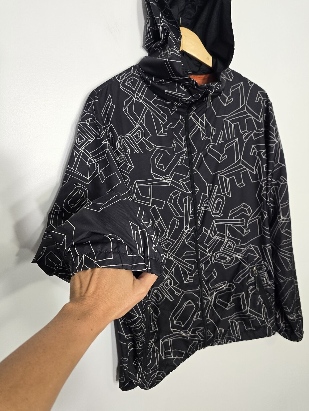 Orage Black White Windbreaker Lightweight Hooded Zip Pockets Jacket Size Small - Picture 3 of 13